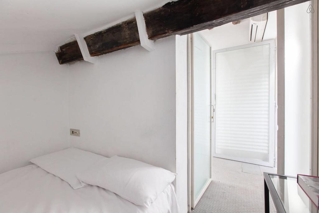 ApArt Hotel Lupetta 5 Milano Rum bild