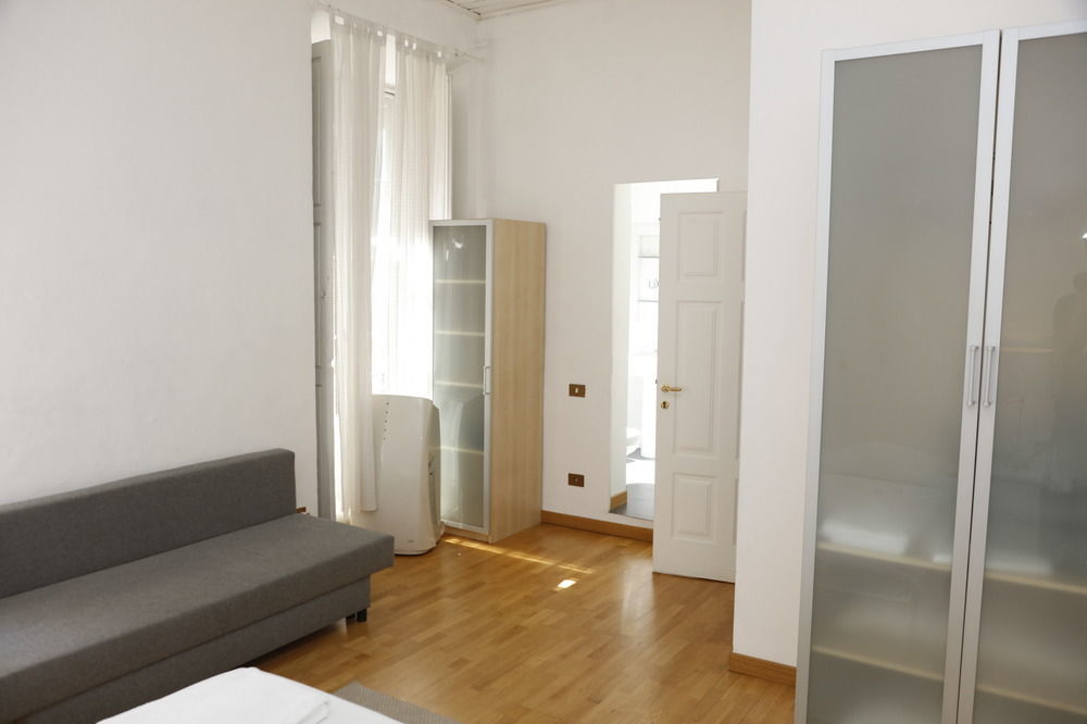ApArt Hotel Lupetta 5 Milano Exteriör bild