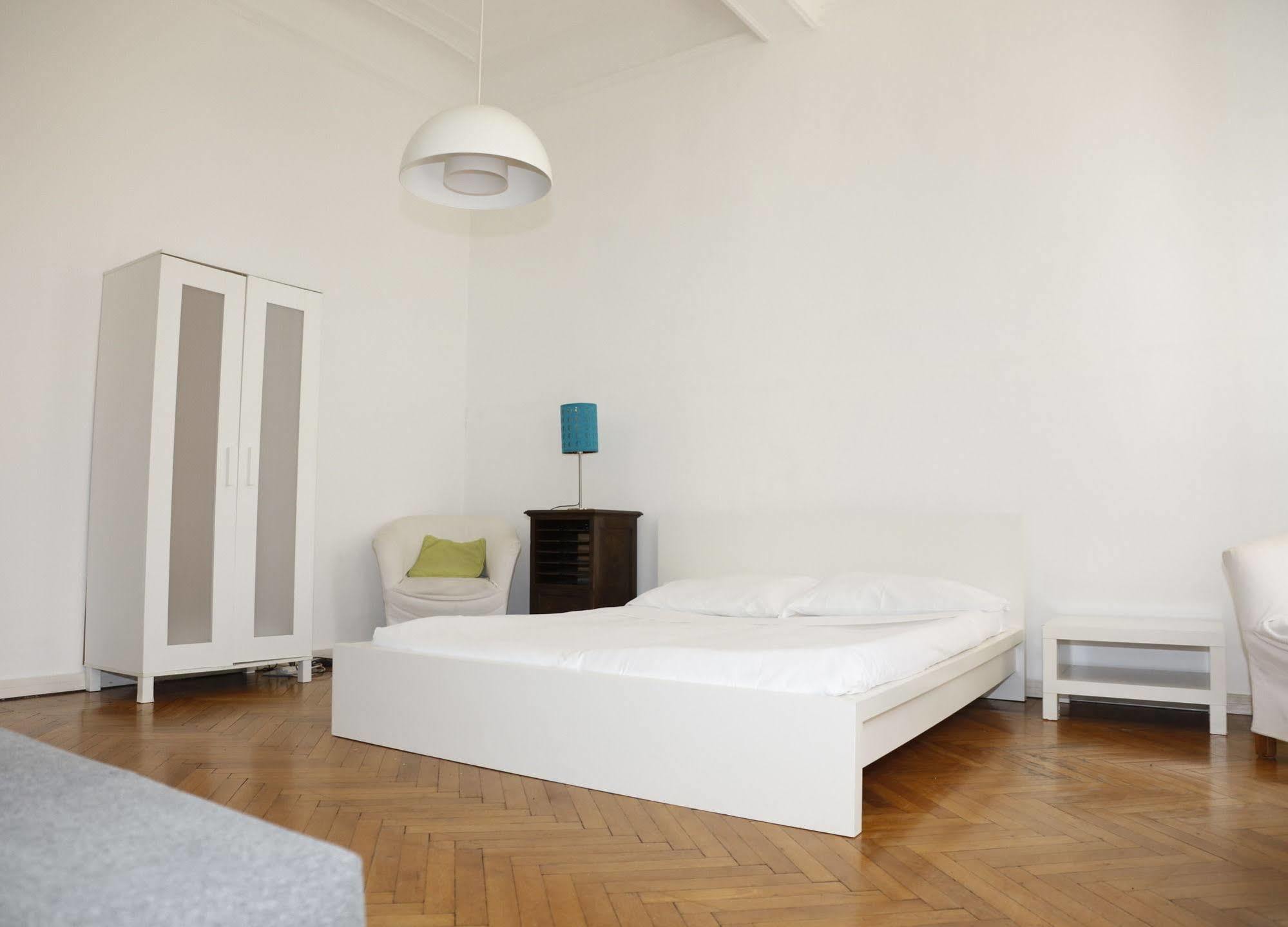 ApArt Hotel Lupetta 5 Milano Exteriör bild